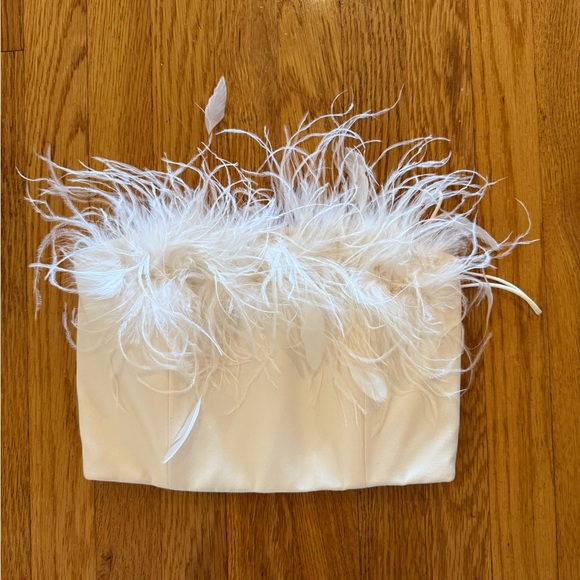 Alice + Olivia Ceresi Cream Feather Trim Crop Top Size 2 - Picture 2 of 4